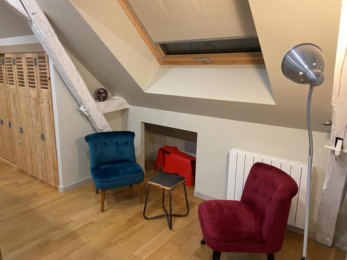 Appartement Du Chateau De La Caillerie Avoine Экстерьер фото